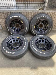 ハイエース　タイヤセット　ナスカーのサムネイル
