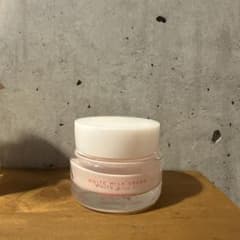 WHITE MILK CREAM 化粧下地のサムネイル