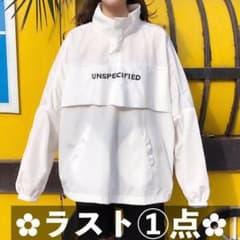 ラスト❣️オルチャン オーバーサイズ ナイロン プルオーバー 180円引きOKのサムネイル