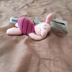 ピグレット ねんねキーホルダーのサムネイル