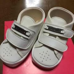 赤ちゃん靴のサムネイル