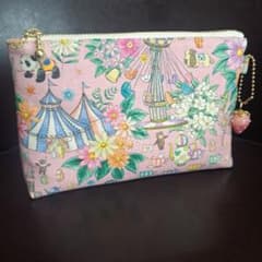 ハンドメイドポーチ ユキエモン - メルカリ