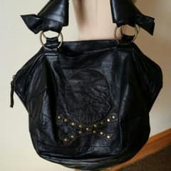 ♡新品♡グラッドニュースのスカルバック♡未使用♡のサムネイル
