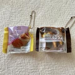 デザートコーナーのスイーツたち　ミニエクレア　生どら焼き　2点セットのサムネイル