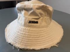 JACQUEMUS（ジャックムス）　バケットハットのサムネイル