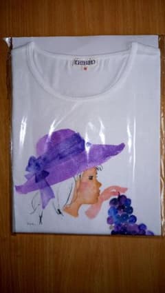 ●*n_n*♡様専用●　ちひろ Tシャツ ブドウを持つ少女（半袖&長袖）のサムネイル