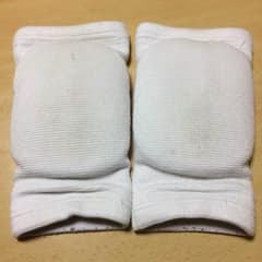 バレーボール 膝サポーターのサムネイル