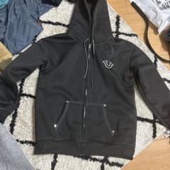 true religionパーカー