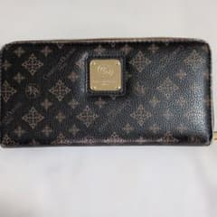 ま*ー様 ブラックレザー長財布 ロゴ入りのサムネイル