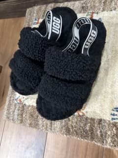 UGG サンダル ブラックのサムネイル