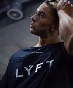【期間限定値下げ】LYFT  ビックシルエットTシャツのサムネイル