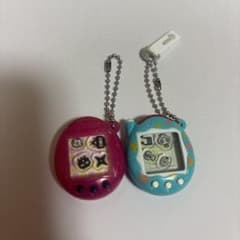 Tamagotchi ミニチュアチャーム 2個セット　ばら売り可のサムネイル
