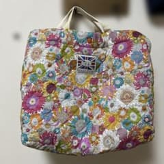 LAVENHAM 花柄 キルティング トートバッグのサムネイル