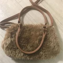 ショルダーバッグのサムネイル