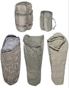 激レア 米軍現行品 モジュラースリーピングバッグ5点セット 美品！ 激レア 米軍現行品 モジュラースリーピングバッグ5点セット 美品