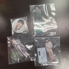 SEVENTEEN THE 8 アクリルスタンド 缶バッジ セット - メルカリ
