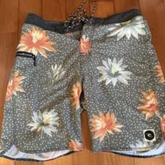 Rip Curl 花柄水着 水陸両用サイズ30のサムネイル
