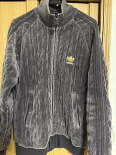adidas ベロアキルティングトラックジャケットのサムネイル