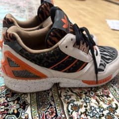 adidas ZX8000 アニマル柄 スニーカーのサムネイル