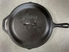 LODGE  スキレット　12インチ　(蓋セット)  IH対応のサムネイル
