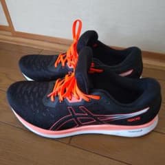 アシックス　ランニングシューズ　EvoRide TOKYO 1011B076のサムネイル