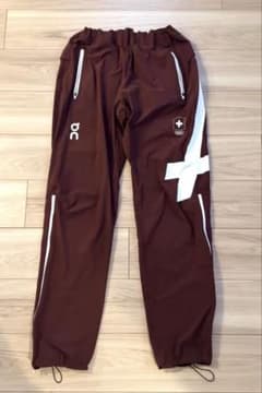 On 2020東京オリンピックスイス選手団着用モデル Track Pants/L - メルカリ