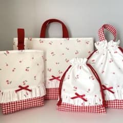 入園・入学 さくらんぼ柄赤チェック レッスンバッグ、上履き入れ