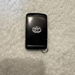 トヨタ 純正 スマートキー パッソのサムネイル