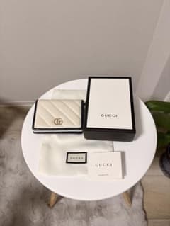 正規品 GUCCI GGマーモントのキルティング二つ折り - メルカリ