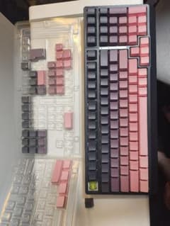 YG98 メカニカルキーボード（RGB・3モード接続）ゲーミング YG98 メカニカルキーボード（RGB・3モード接続）ゲーミング - メルカリ