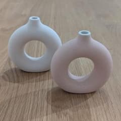 ドーナツ型フラワーベース 花器 花瓶 ピンク　ホワイトのサムネイル