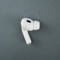 AirPods Pro 2 左イヤホンのみ USED美品 USB-C 第二世代 - メルカリ