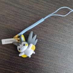 ポケモン エモンガ ストラップのサムネイル