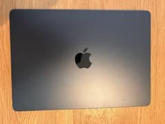 Apple MacBook Air 13.6インチ（M2)本体のサムネイル