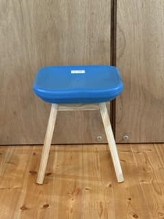 稀少・限定品】旧国立競技場 観客席座面スツール - メルカリ