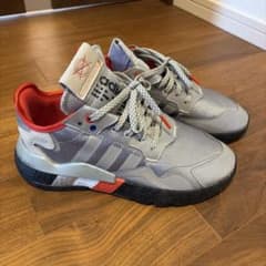 adidas Nite Jogger スニーカーのサムネイル