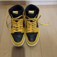 NIKE Air Jordan 1 High POLLENのサムネイル