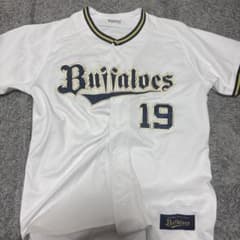オリックスバファローズ ホームユニフォーム 山岡選手 サイン入り　Lサイズ オリックスバファローズ ホームユニフォーム 山岡選手 サイン入り L