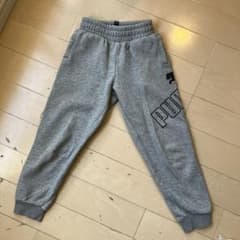 100cm⭐️PUMA グレー スウェットパンツのサムネイル