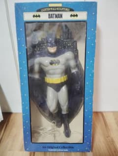 BATMAN ライト付き壁掛け彫刻 1992年 BATMAN ライト付き壁掛け彫刻 1992年 - メルカリ
