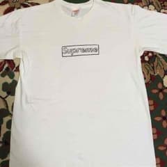 シュプリーム×kaws Tシャツのサムネイル