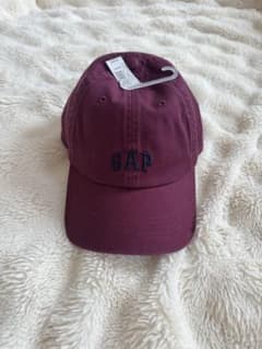 新品未使用　GAP キャップ ボルドーのサムネイル