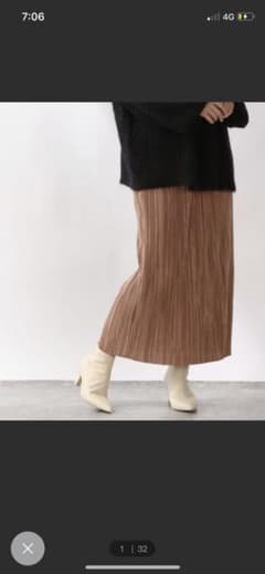 ローリーズファーム⭐︎ランダムプリーツタイトスカートのサムネイル