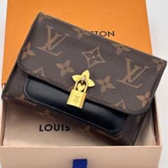き*ち様 ルイヴィトン フラワー コンパクト ウォレット モノグラム