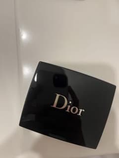 Dior サンク　クルール　クチュール689のサムネイル