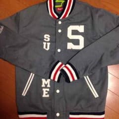 supreme sロゴワッペン付き スタジャンのサムネイル