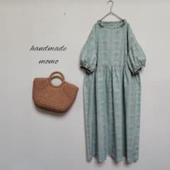 handmadeウィリアムモリス生地（ヒヤシンス）ワンピースfree五分袖
