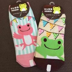 かえるのピクルス 靴下のサムネイル