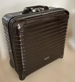 格安REMOWA SALSA 2輪 85240 ブラウン　人気　蛇腹　仕切 格安REMOWA SALSA 2輪 85240 ブラウン 人気 蛇腹 仕切 - メルカリ