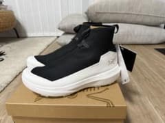 New and unused ARC'TERYX NORVAN 4 NIVALIS MEN 27cm